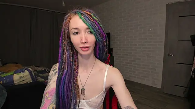 Snapshot of Roxy_Silver chatting on January 27, 2025, 10:06 pm Roxy Silver online show from January 27, 2025, 10:06 pm