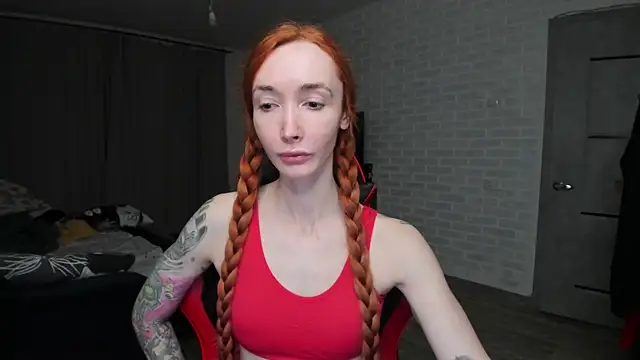 Roxy Silver online show from November 27, 2025, 4:53 pm