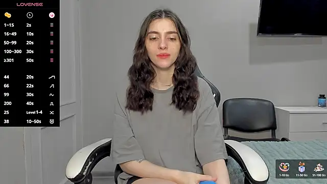 broosnica1 online show from November 17, 2025, 8:20 am