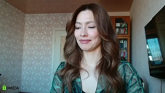 alicia spicy online show from October 8, 2025, 4:43 am