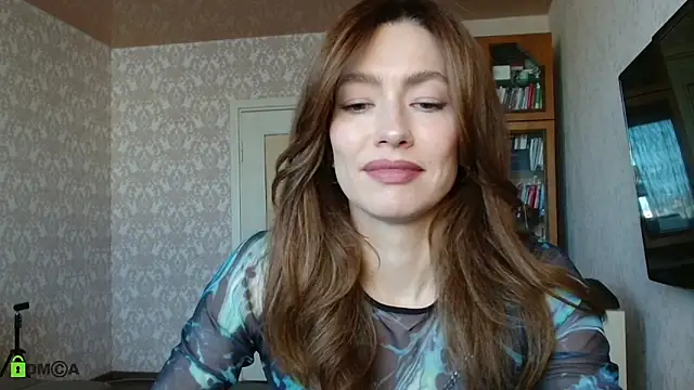 alicia spicy online show from October 13, 2025, 5:18 am