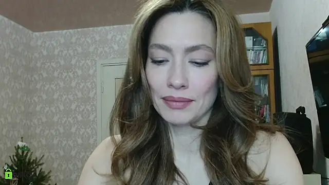 alicia spicy online show from January 12, 2026, 4:07 am