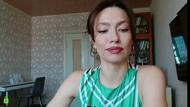 alicia spicy online show from July 22, 2026, 7:33 am