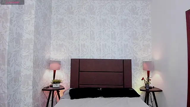 xenia golden online show from November 8, 2025, 1:44 pm