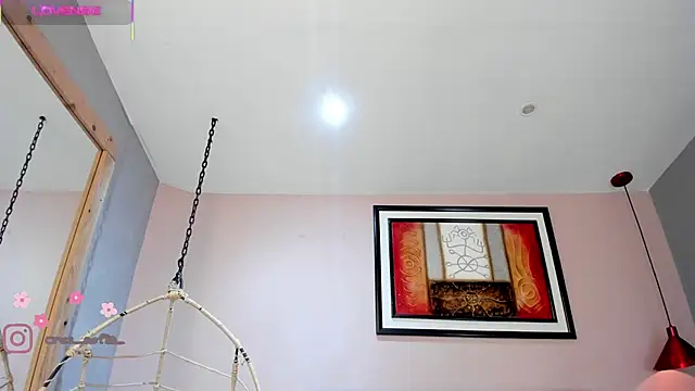 Snapshot of _AlejaCruz_ chatting on January 18, 2026, 12:42 pm AlejaCruz online show from January 18, 2026, 12:42 pm