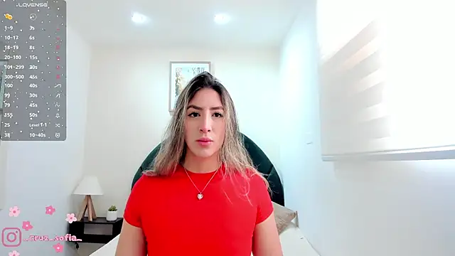  AlejaCruz  online show from April 3, 2026, 12:14 pm