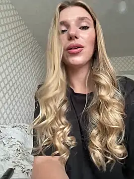 Snapshot of adel_secret chatting on July 4, 2026, 11:05 am adel secret online show from July 4, 2026, 11:05 am