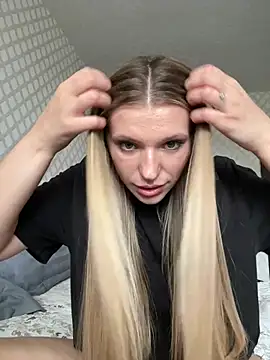 Snapshot of adel_secret chatting on July 17, 2026, 11:39 am adel secret online show from July 17, 2026, 11:39 am