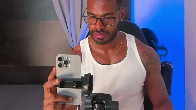 Ganiimedes online show from October 6, 2025, 1:14 am