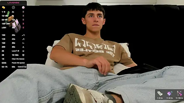 Adam Clay21 online show from April 15, 2026, 9:48 pm