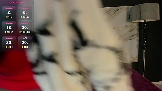 Charlotte  Brown  online show from March 22, 2025, 12:57 pm