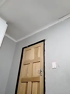 cleopatra-phaedra online show from October 10, 2025, 9:47 pm