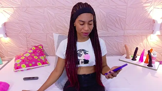 Snapshot of Amarantha_love69 chatting on September 29, 2025, 2:00 pm Amarantha love69 online show from September 29, 2025, 2:00 pm