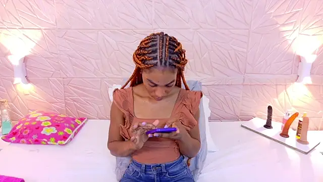 Snapshot of Amarantha_love69 chatting on October 21, 2025, 2:18 pm Amarantha love69 online show from October 21, 2025, 2:18 pm