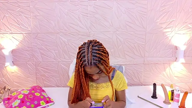 Snapshot of Amarantha_love69 chatting on October 22, 2025, 2:06 pm Amarantha love69 online show from October 22, 2025, 2:06 pm