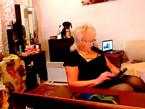 Natali7634 online show from January 29, 2025, 7:32 pm