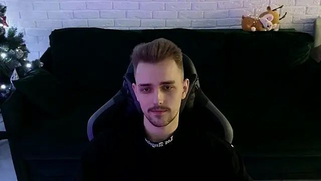 Larstar01 online show from December 23, 2024, 2:24 am