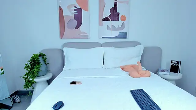 Snapshot of Emi_latingirl chatting on March 11, 2025, 8:53 pm Emi latingirl online show from March 11, 2025, 8:53 pm