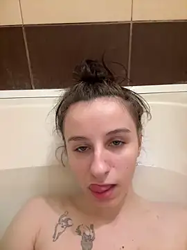 Snapshot of _Nika_Kik chatting on February 2, 2026, 10:08 pm Nika Kik online show from February 2, 2026, 10:08 pm