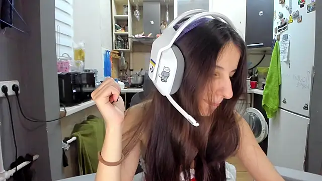 Snapshot of _Nika_Kik chatting on February 9, 2026, 7:18 pm Nika Kik online show from February 9, 2026, 7:18 pm