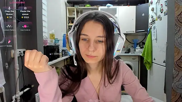 Snapshot of _Nika_Kik chatting on February 11, 2026, 9:42 pm Nika Kik online show from February 11, 2026, 9:42 pm