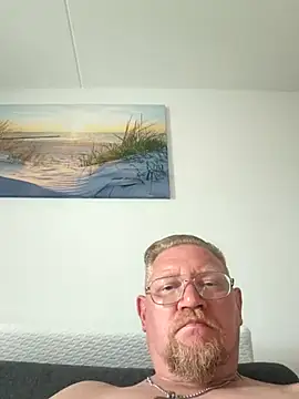 Pol1074 online show from July 31, 2026, 12:04 pm