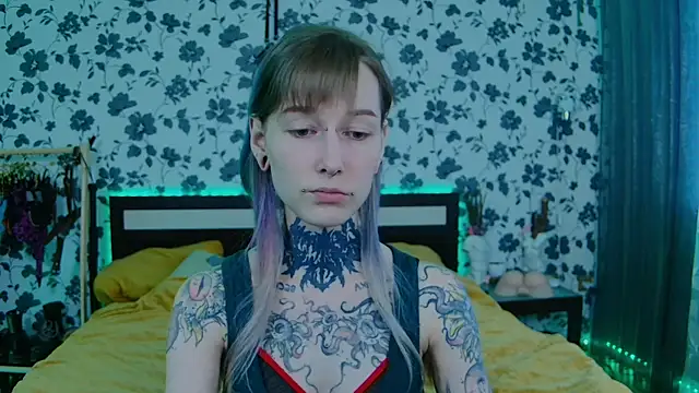 Snapshot of Littlespacemouse chatting on September 30, 2025, 12:32 pm Littlespacemouse online show from September 30, 2025, 12:32 pm