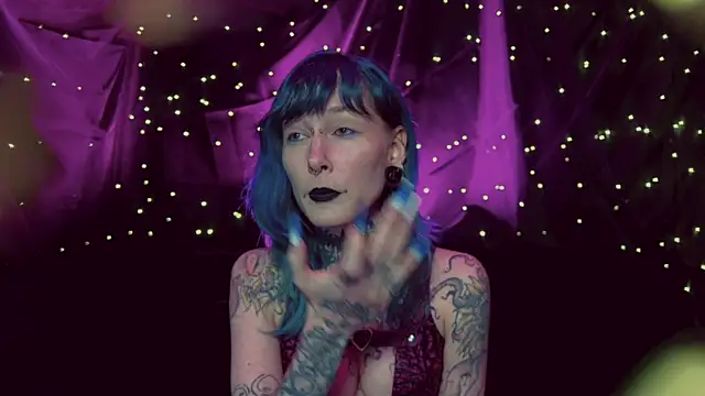 Snapshot of Littlespacemouse chatting on November 5, 2025, 1:00 pm Littlespacemouse online show from November 5, 2025, 1:00 pm