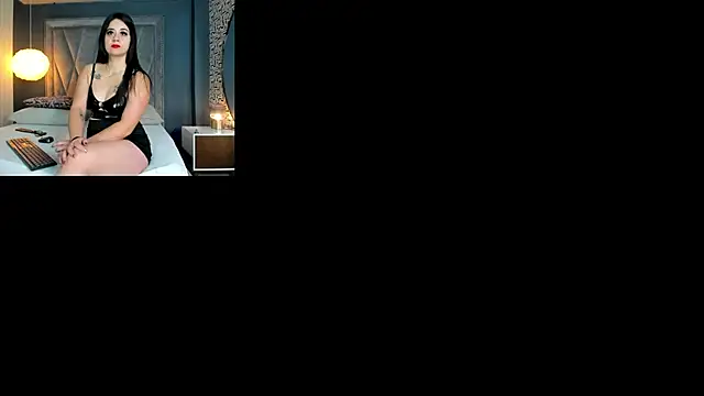 Snapshot of nahomi_sweett chatting on January 28, 2025, 11:06 am nahomi sweett online show from January 28, 2025, 11:06 am