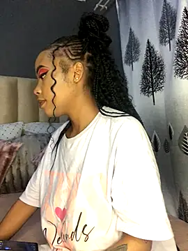 Snapshot of Nicole_Liam_ chatting on September 30, 2025, 8:25 pm Nicole Liam online show from September 30, 2025, 8:25 pm