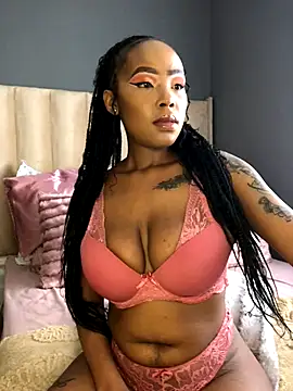 Snapshot of Nicole_Liam_ chatting on October 11, 2025, 4:55 am Nicole Liam online show from October 11, 2025, 4:55 am