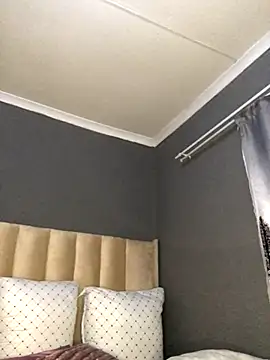 Snapshot of Nicole_Liam_ chatting on October 22, 2025, 11:04 pm Nicole Liam online show from October 22, 2025, 11:04 pm