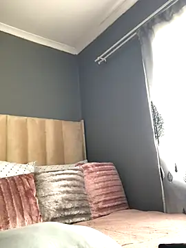 Snapshot of Nicole_Liam_ chatting on November 8, 2025, 8:47 am Nicole Liam online show from November 8, 2025, 8:47 am