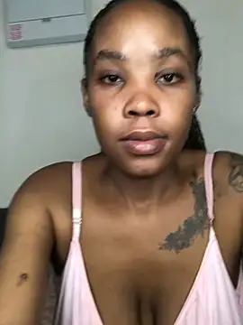 Nicole Liam  online show from January 9, 2026, 4:48 am