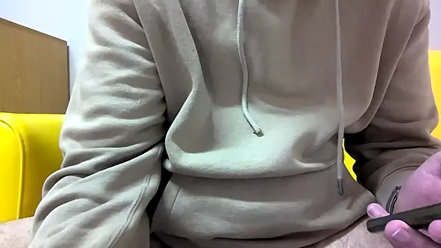 elpepee00 online show from February 5, 2025, 4:36 pm