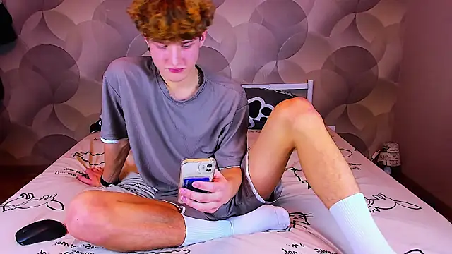 Ian Flor online show from November 27, 2025, 12:07 pm