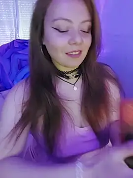 Kimiechanuwu online show from April 15, 2026, 3:19 pm