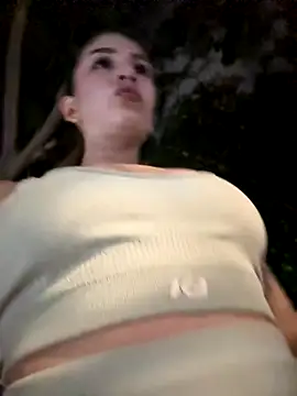 Mon Cherry online show from October 21, 2025, 12:44 am