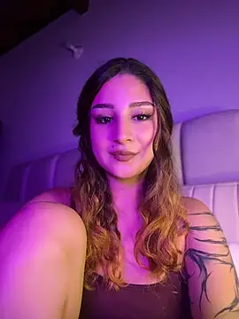 Mon Cherry online show from April 26, 2026, 2:09 am