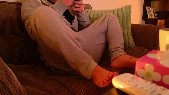 Snapshot of Ashinaga_oj chatting on January 2, 2025, 1:30 pm Ashinaga oj online show from January 2, 2025, 1:30 pm
