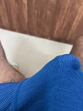 Snapshot of vikkykulh chatting on December 2, 2024, 5:37 am vikkykulh online show from December 2, 2024, 5:37 am