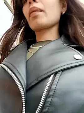 Violeta 12- online show from November 6, 2025, 8:43 pm