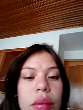 Violeta 12- online show from May 15, 2026, 8:27 pm