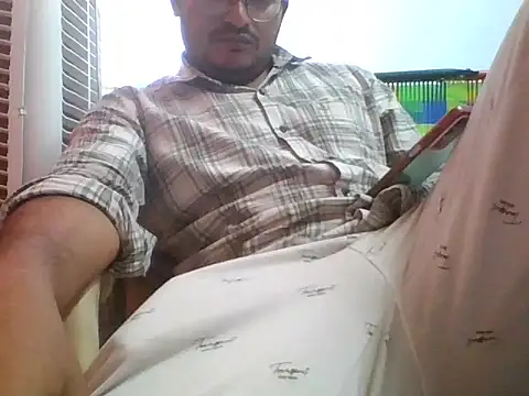 naughtymike0007 online show from October 11, 2025, 6:34 am