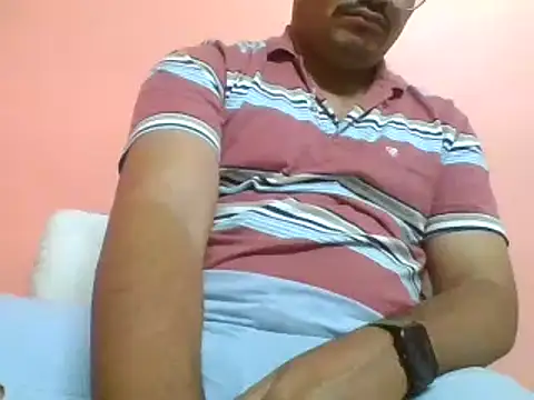 naughtymike0007 online show from December 16, 2025, 3:17 pm