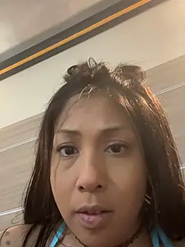 Snapshot of Gin4Cole chatting on February 15, 2025, 11:17 am Gin4Cole online show from February 15, 2025, 11:17 am