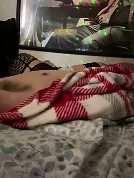 Snapshot of Gin4Cole chatting on February 26, 2025, 8:00 pm Gin4Cole online show from February 26, 2025, 8:00 pm