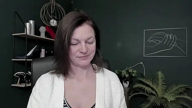 VivianWILD online show from February 7, 2026, 7:12 am