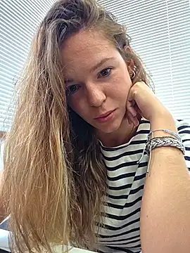 lucie mehott online show from July 28, 2026, 10:10 am