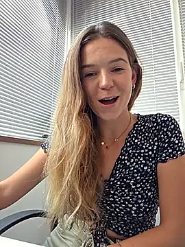 lucie mehott online show from August 5, 2026, 9:45 am